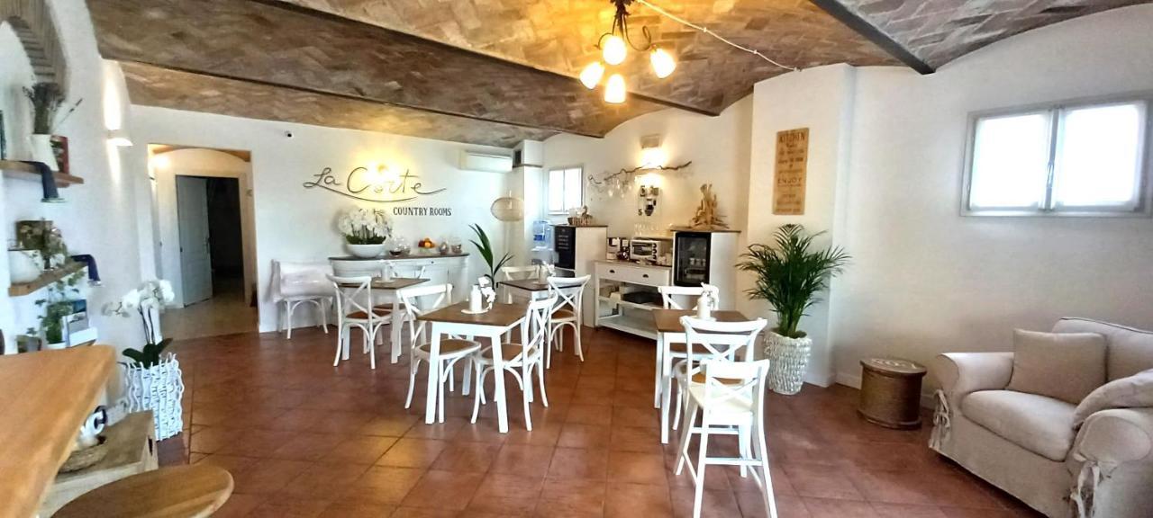 La Corte Country Rooms Модена Екстериор снимка